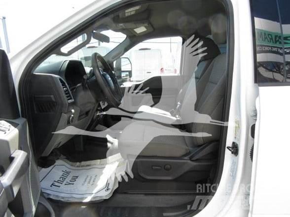 Ford F350 Stavebníctvo - ostatné