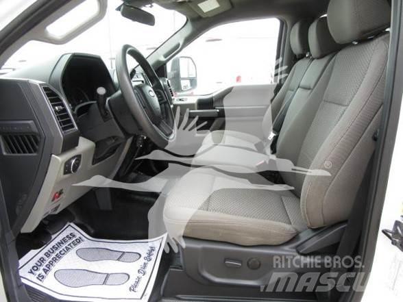 Ford F350 Stavebníctvo - ostatné