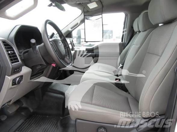 Ford F550 Stavebníctvo - ostatné