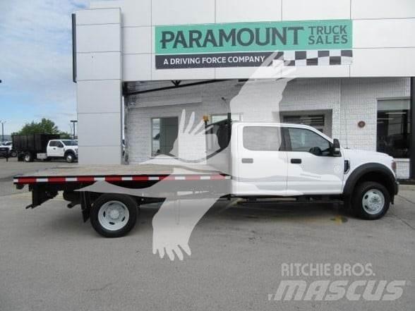 Ford F550 Plošinové nákladné automobily/nákladné automobily so sklápacími bočnicami