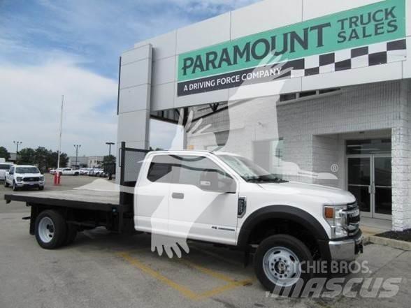 Ford F550 Plošinové nákladné automobily/nákladné automobily so sklápacími bočnicami