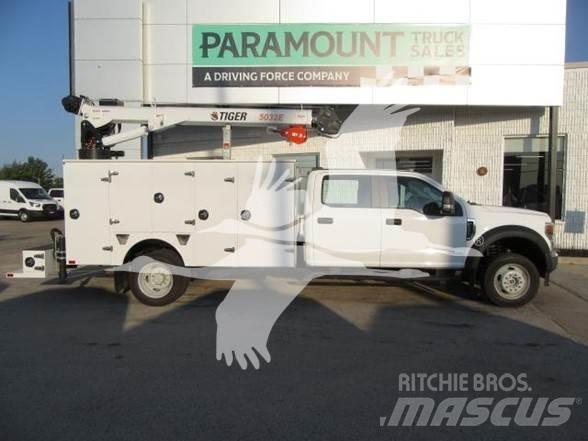 Ford F550 Stavebníctvo - ostatné