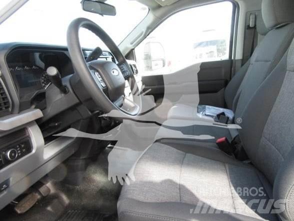 Ford F550 Stavebníctvo - ostatné