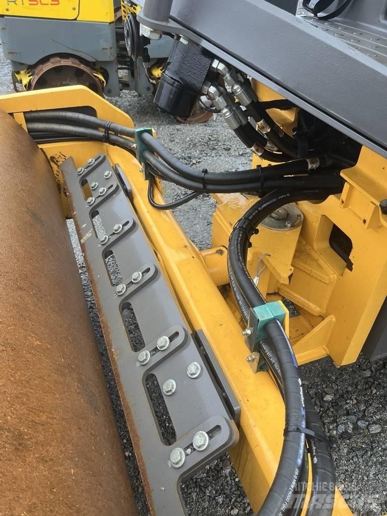 Volvo SD 45 B Ťahačové valce