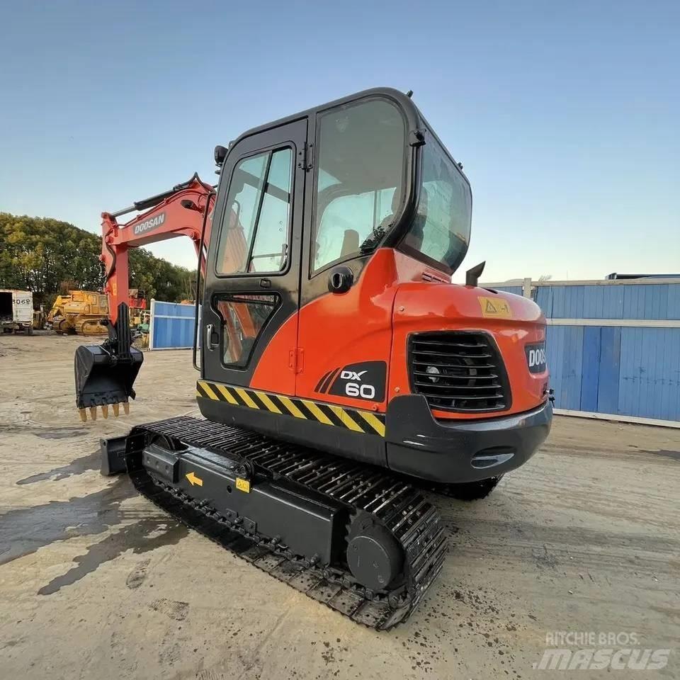 Doosan DX 60 Mini rýpadlá < 7t