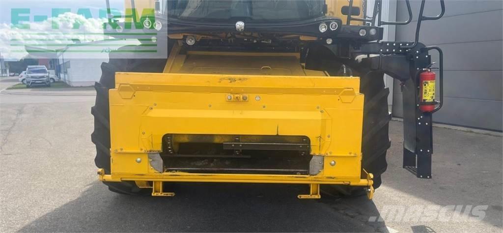 New Holland CX7.80 Kombinované zberacie stroje