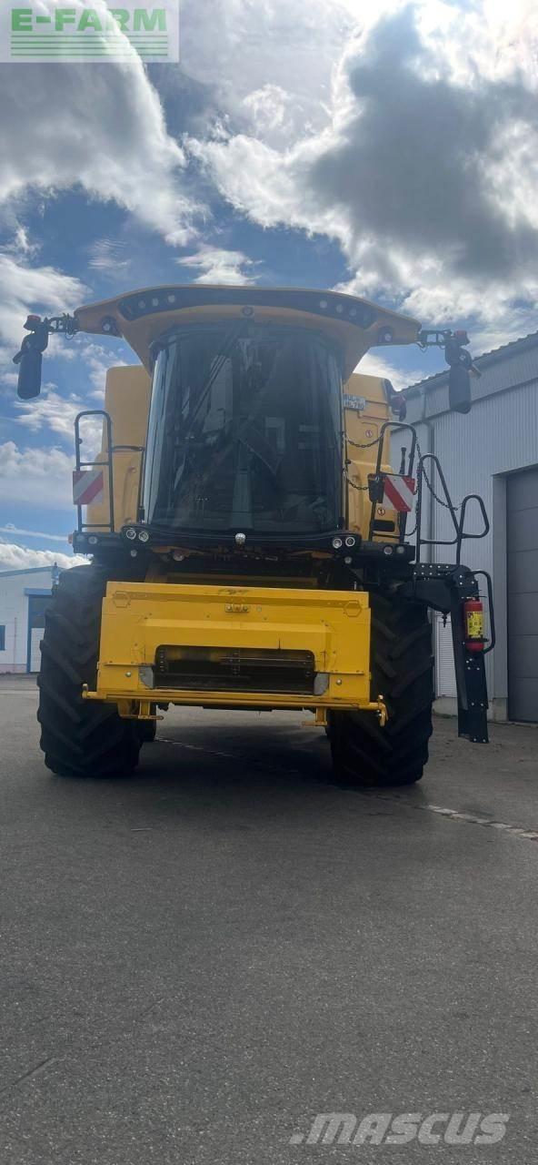 New Holland CX7.80 Kombinované zberacie stroje