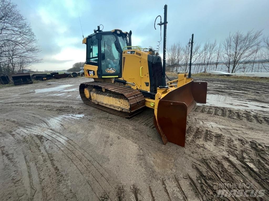 CAT D 4 K 2 LGP Pásové dozéry