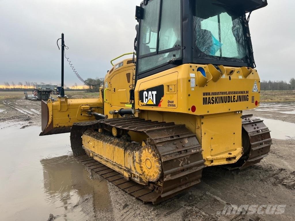 CAT D 4 K 2 LGP Pásové dozéry