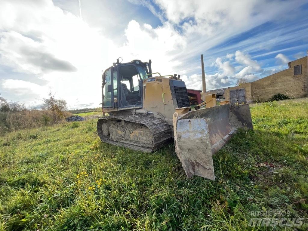 CAT D 4 K 2 LGP Pásové dozéry