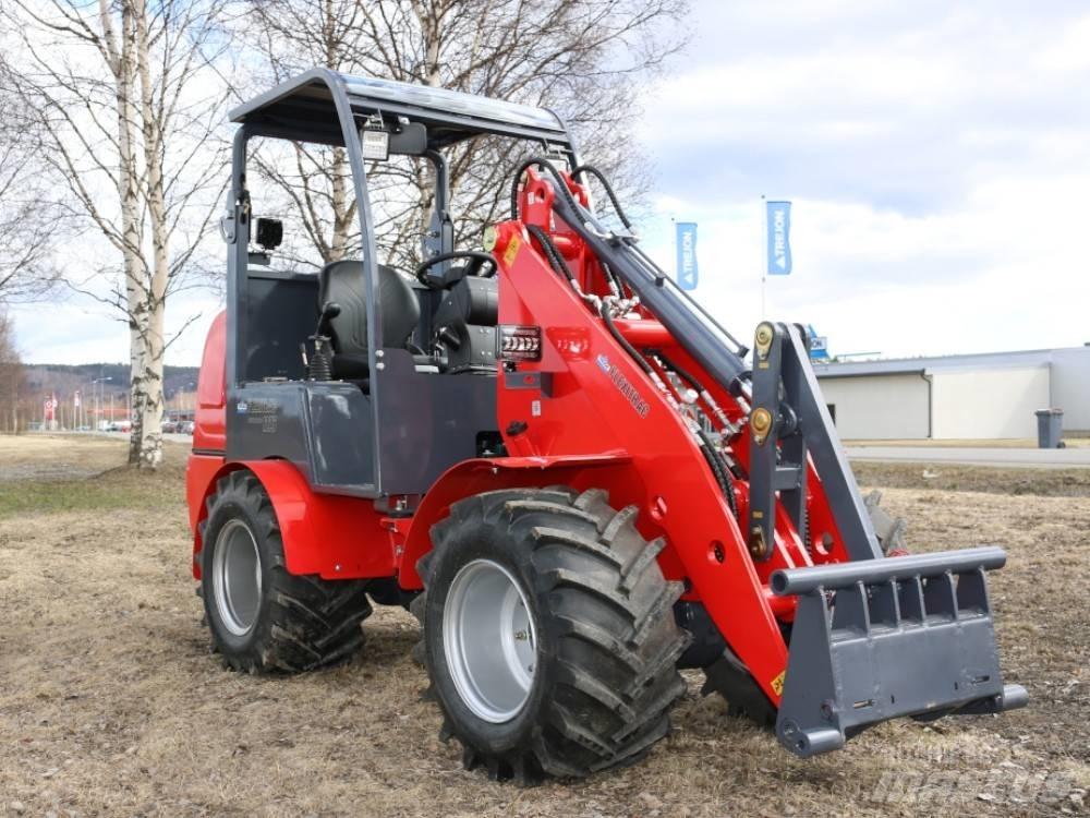 Flexitrac 1226LRF Viacúčelové nakladače