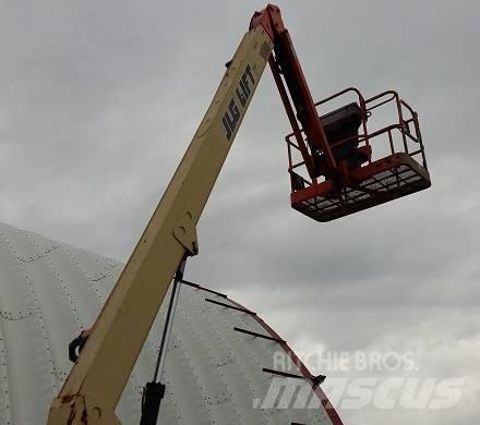 JLG AJ 600 Kompaktné samohybné kĺbové plošiny