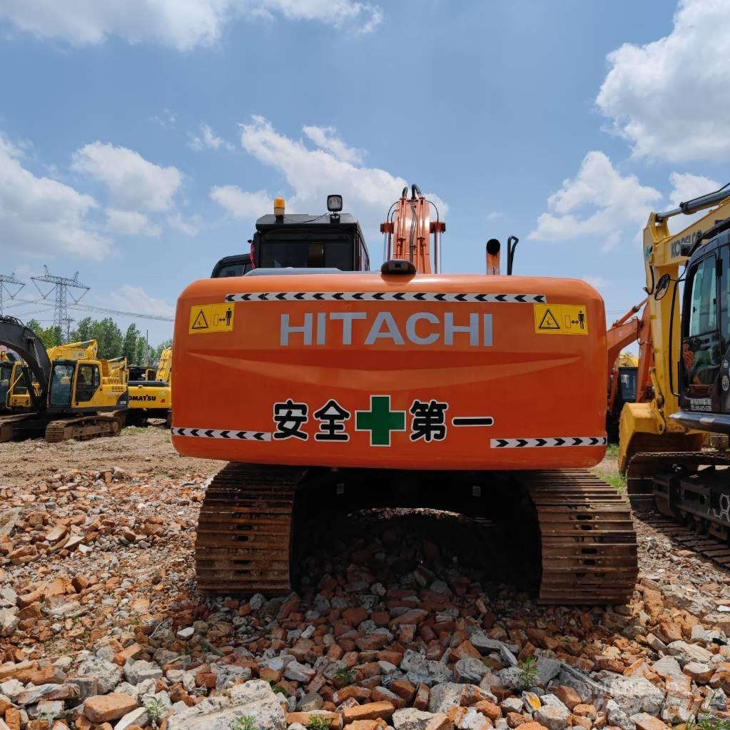 Hitachi ZX 200 Pásové rýpadlá