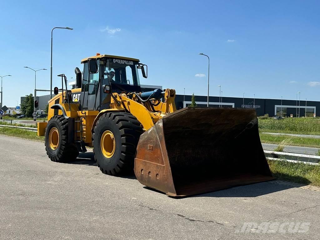 CAT 966H Kolesové nakladače