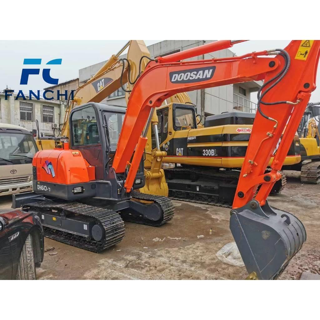 Doosan DH 60-7 Pásové rýpadlá