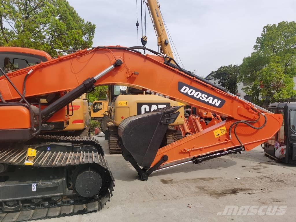 Doosan DX 225 LC-9C Pásové rýpadlá