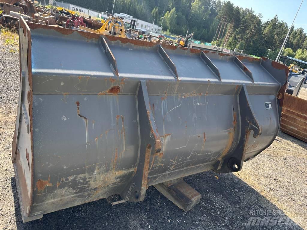 Volvo L 30 GS Kolesové nakladače
