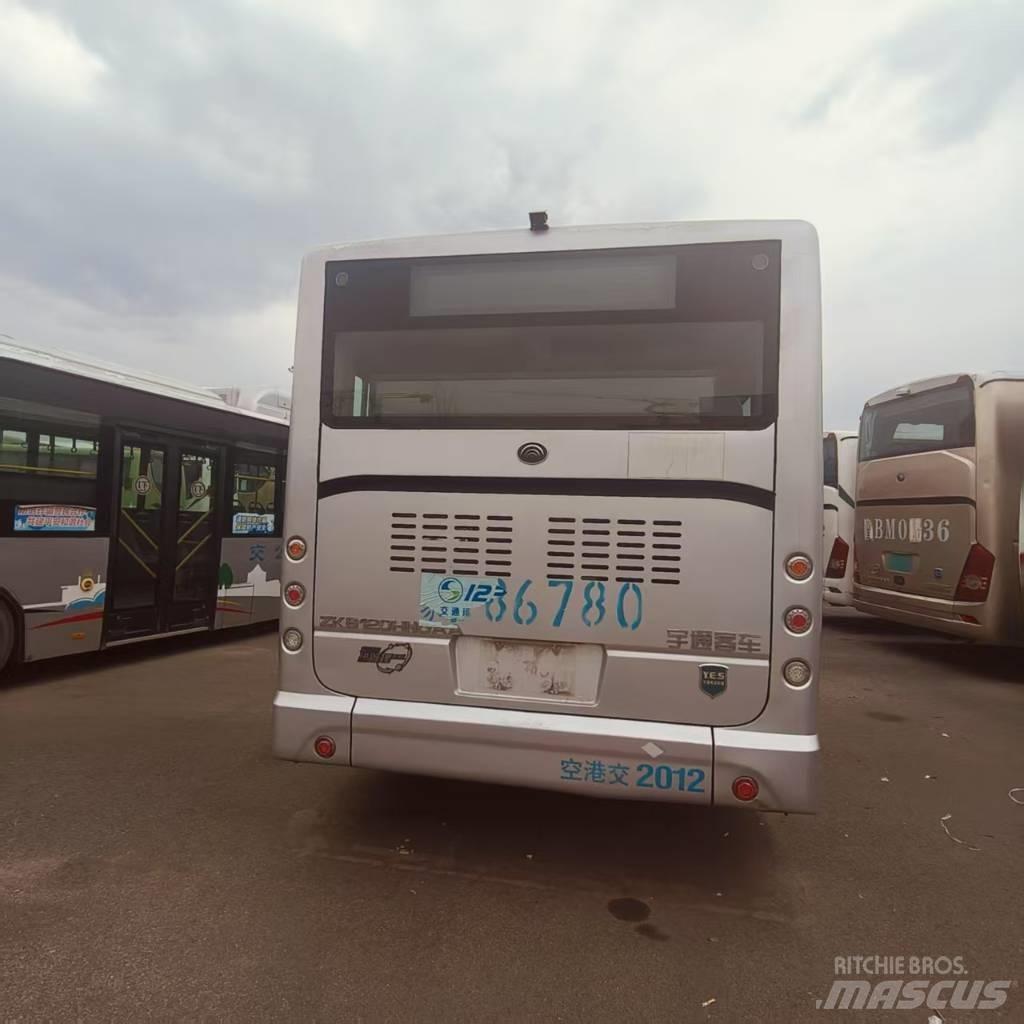 Yutong ZK6120DHNGAA Mestské autobusy