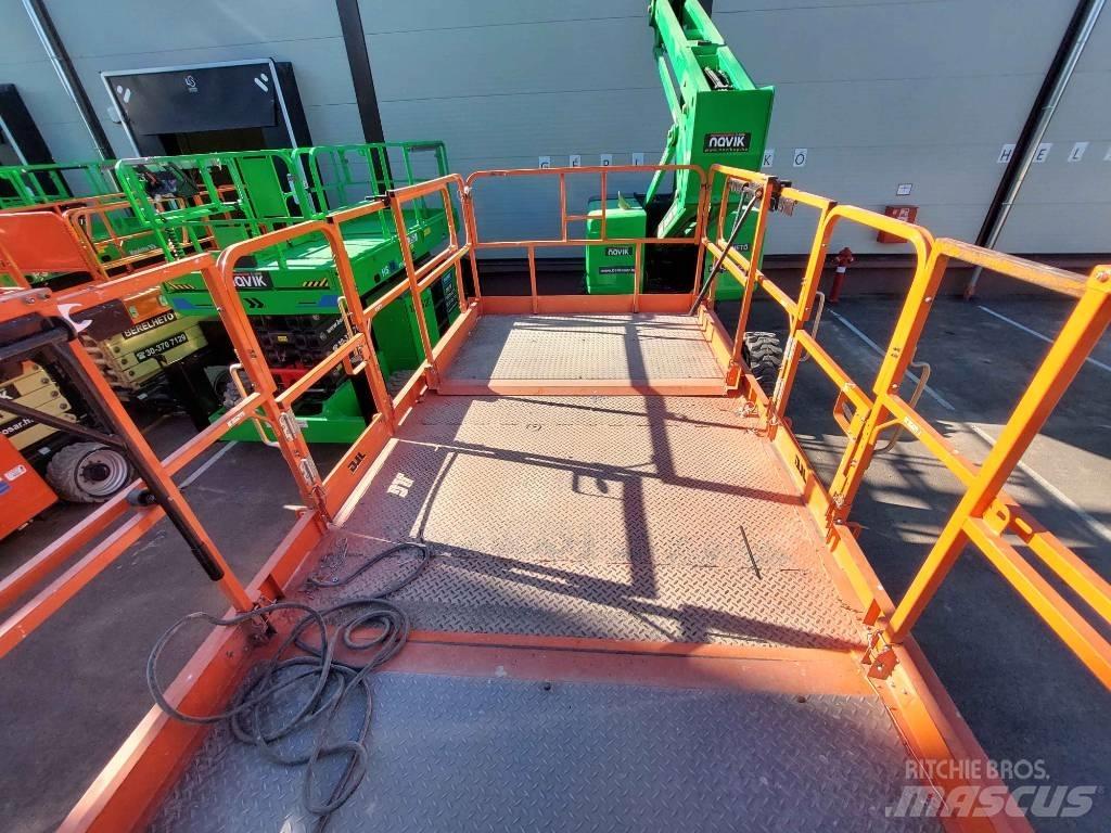 JLG 430 LRT Nožnicové zdvíhacie plošiny