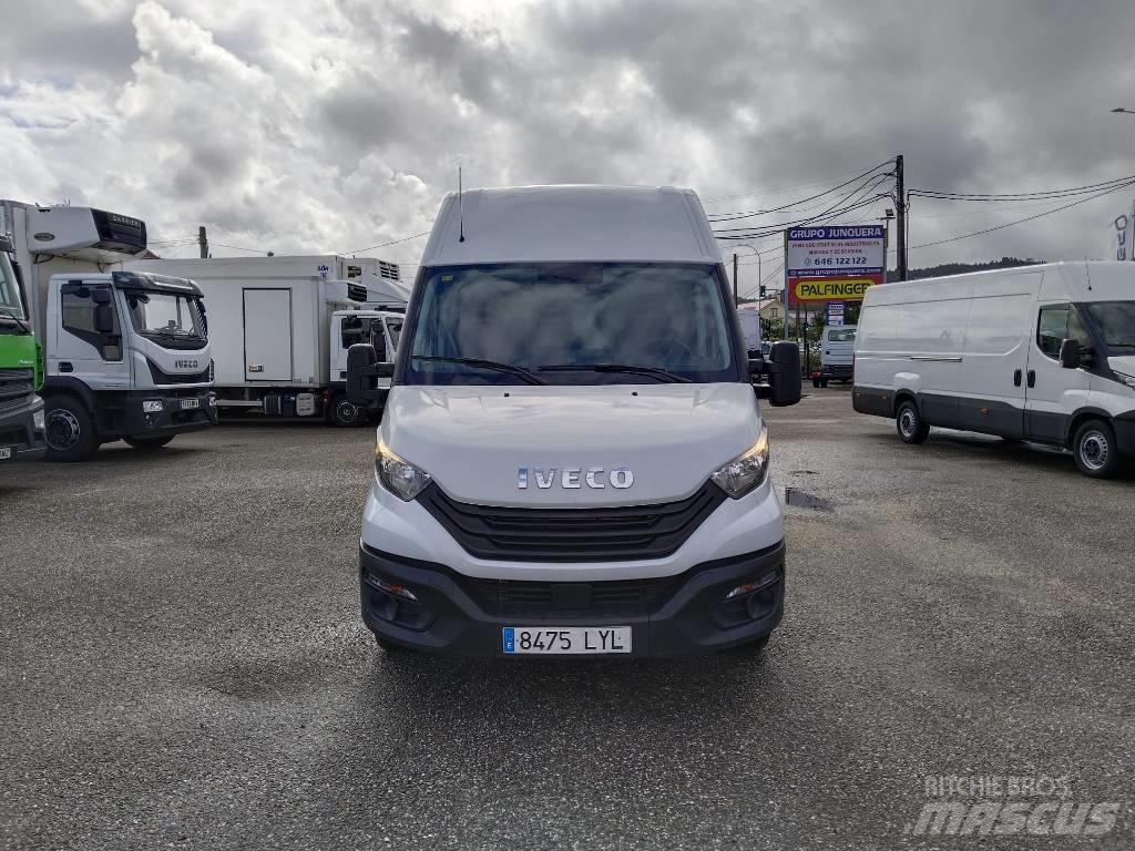 Iveco DAILY 35S16 Skriňová nadstavba