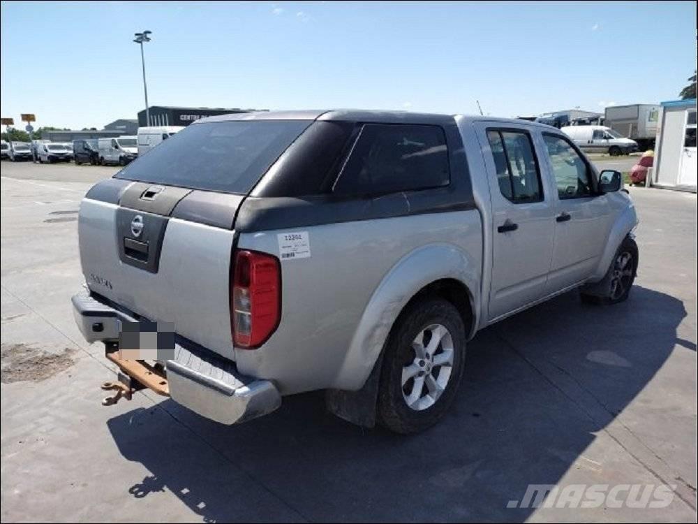 Nissan Navara 1 Nakladacia/sklápacia bočnica