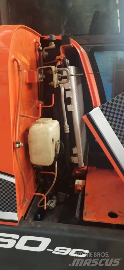 Doosan 60-9c Pásové rýpadlá