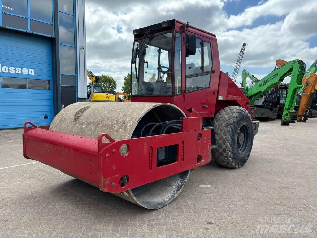 Bomag BW 213 D H-3 Ťahačové valce