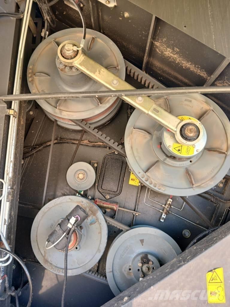 CLAAS Lexion 770 TT Kombinované zberacie stroje