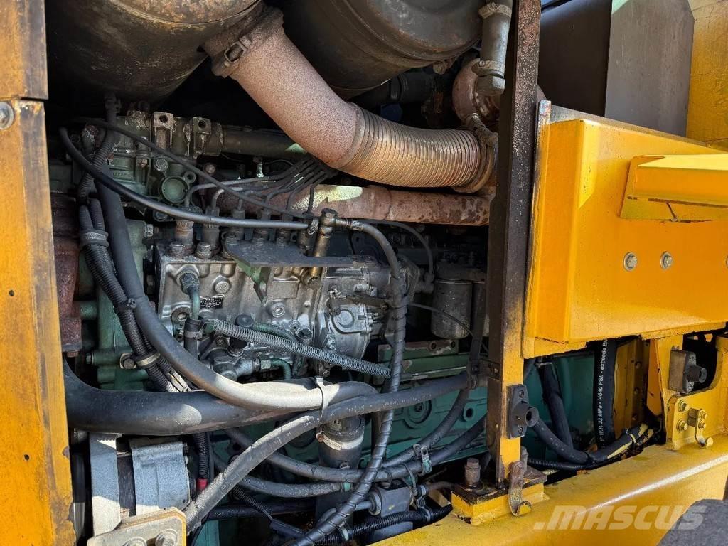 Volvo L70D Kolesové nakladače