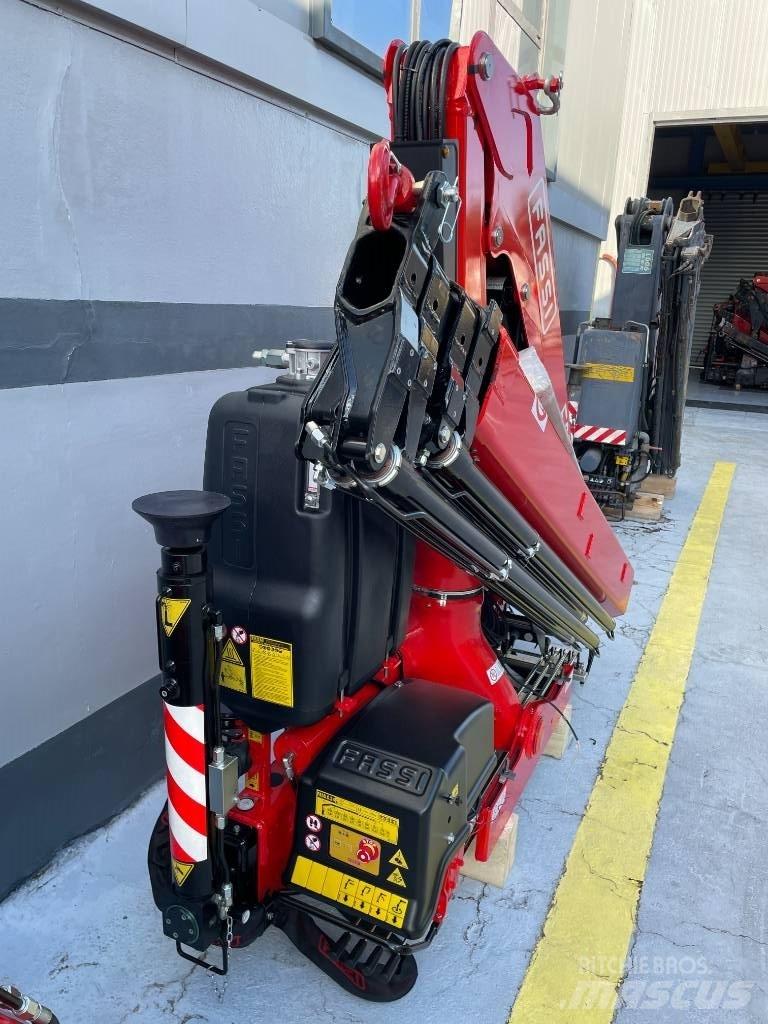 Fassi F85B.0.24 Nakladacie žeriavy