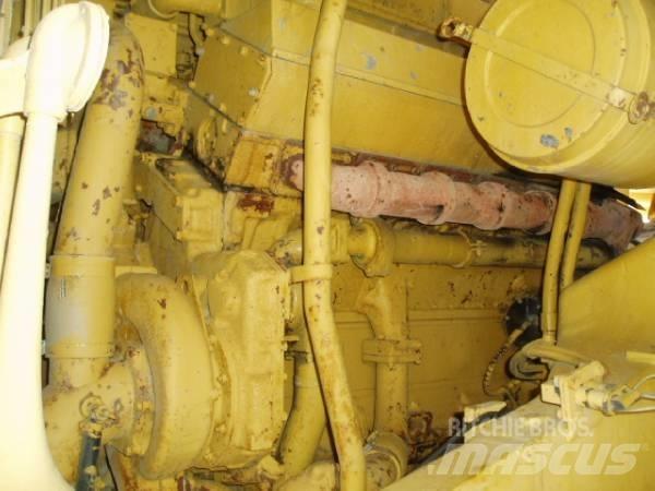 CAT 777 Pevné dempry