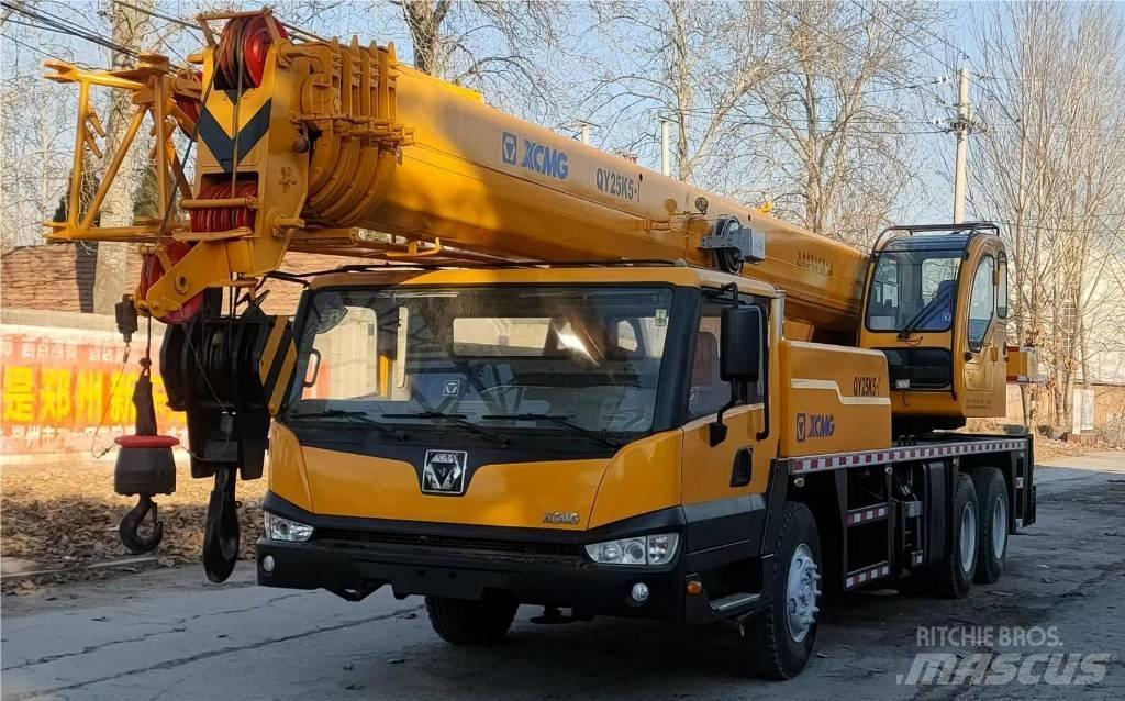 XCMG QY 25 K-I Univerzálne terénne žeriavy