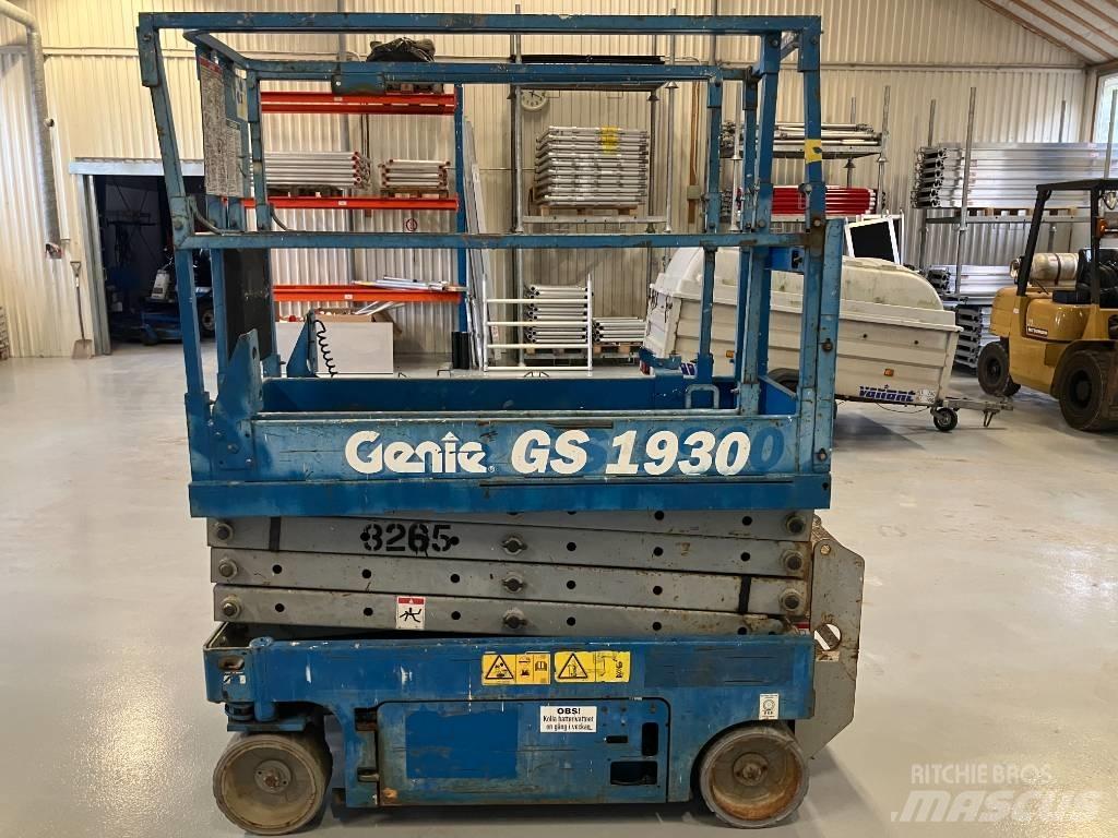 Genie GS 1930 Nožnicové zdvíhacie plošiny