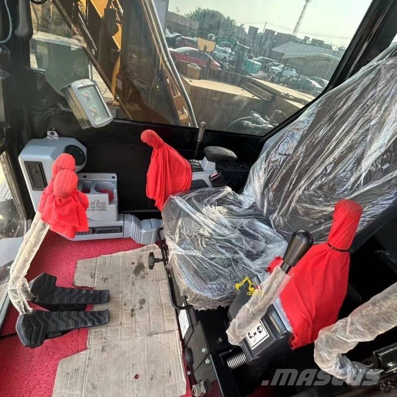 CAT 307E2 Pásové rýpadlá