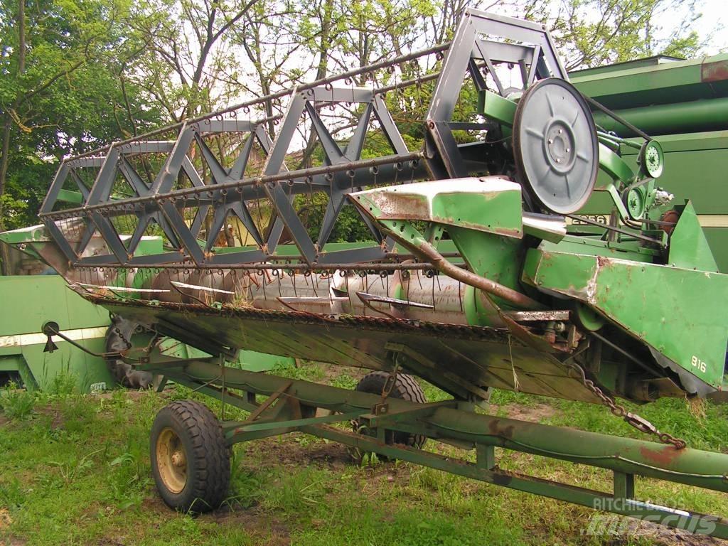 John Deere 2056 Kombinované zberacie stroje