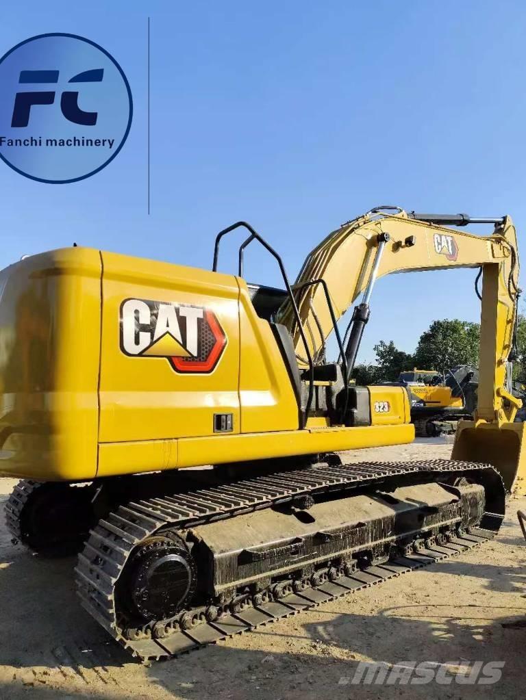 CAT 323 Pásové rýpadlá