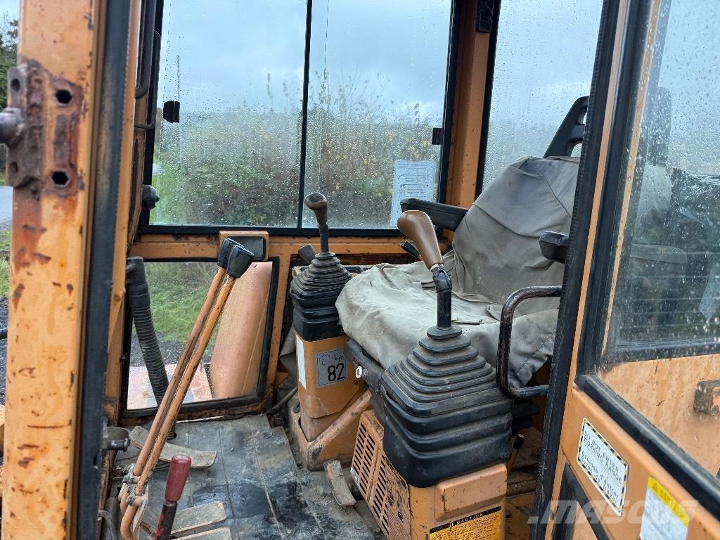 CASE Ck50 Pásové rýpadlá