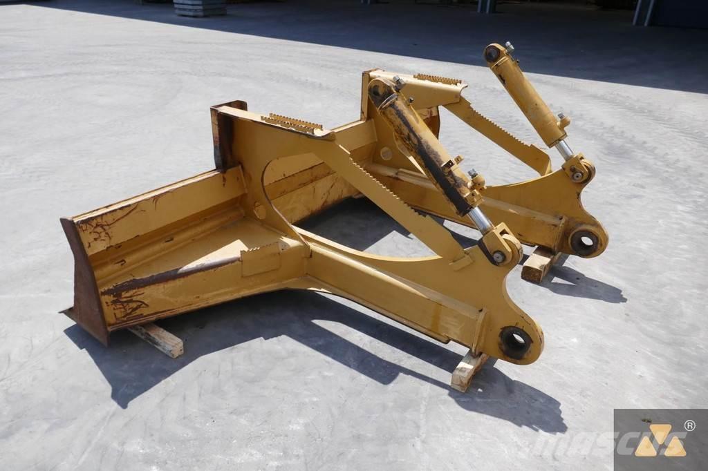 CAT Skidder blade Radlice