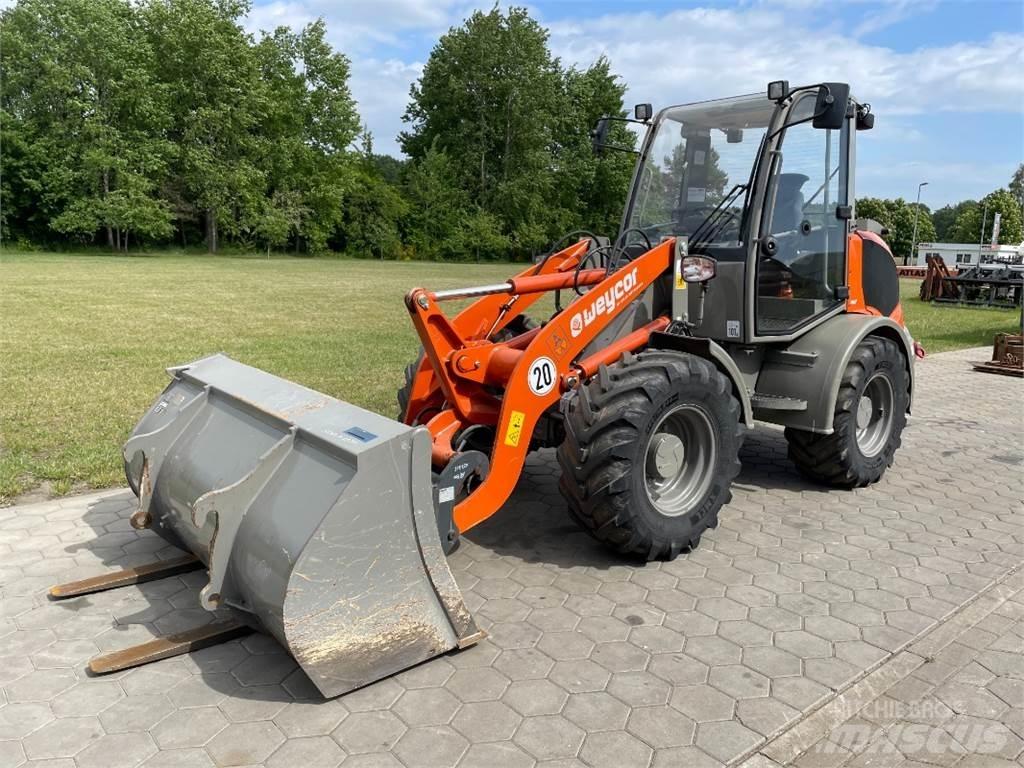 Atlas AR400 Kolesové nakladače