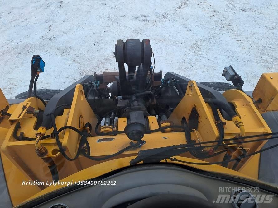 Volvo L120E Kolesové nakladače