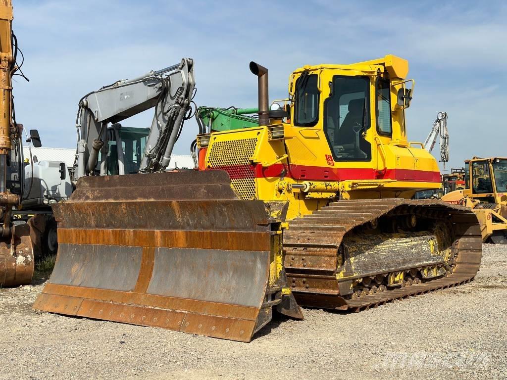 Komatsu D61PX-15EO Pásové dozéry