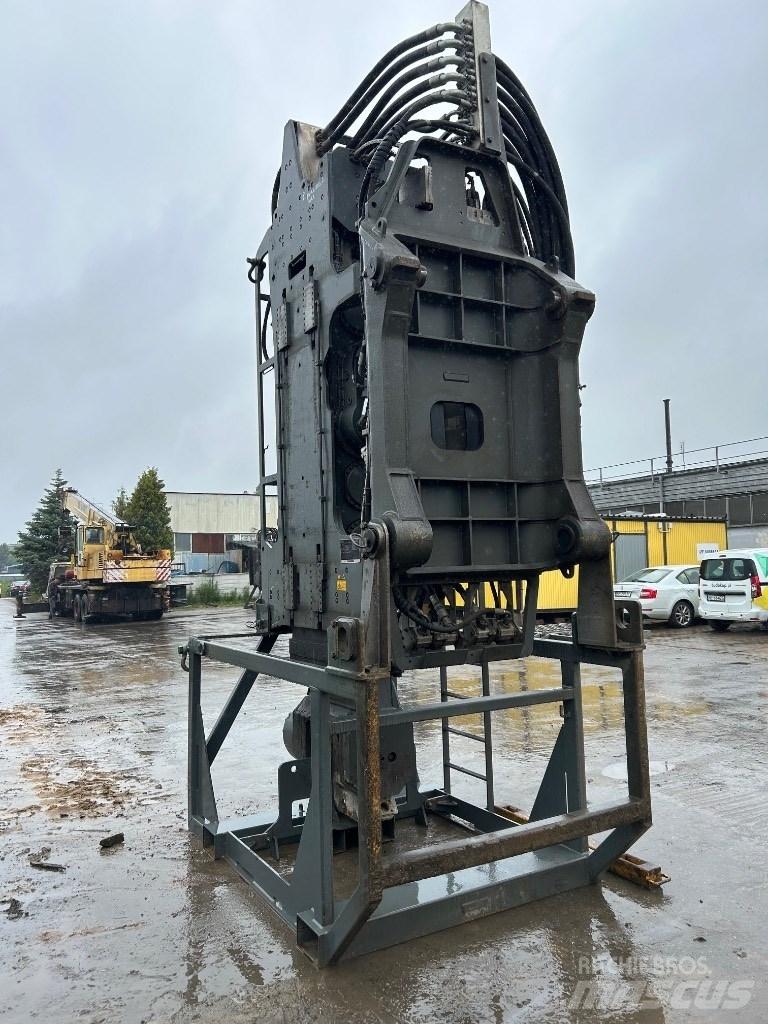 Liebherr LV36 Vibračné baranidlá