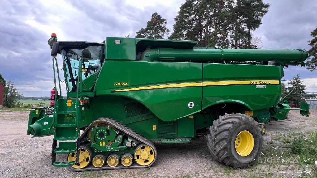 John Deere S 690 Kombinované zberacie stroje