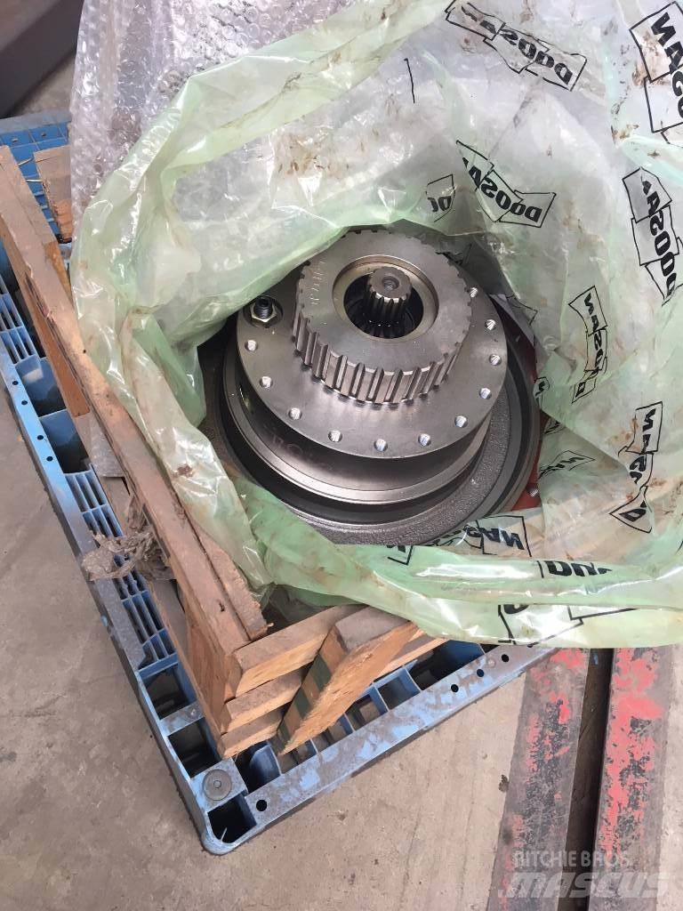Doosan DX 300 Pásové rýpadlá