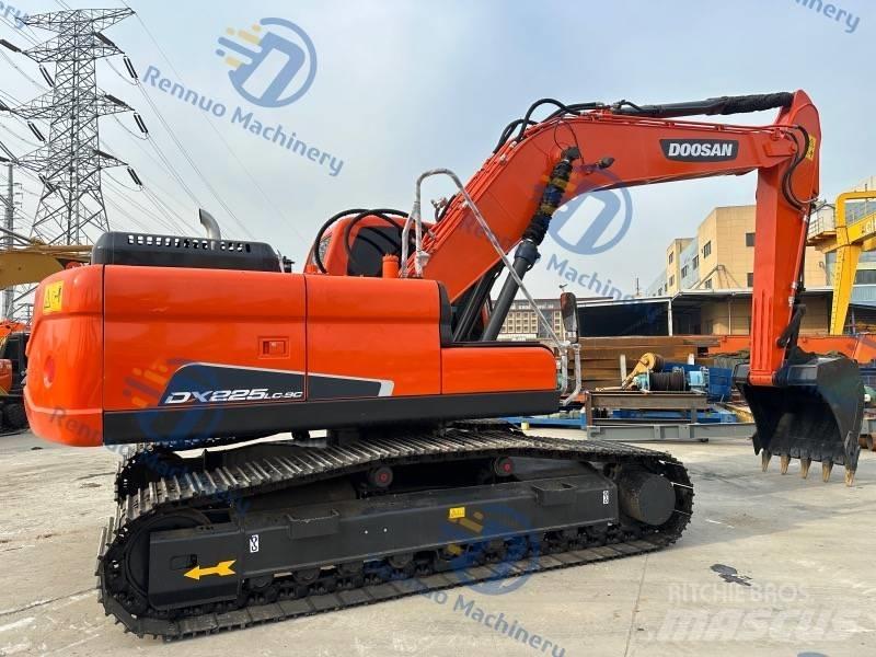 Doosan DX 225 LC-9C Pásové rýpadlá