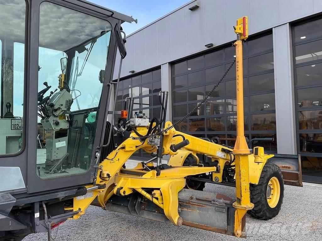 New Holland F106.6 Grejdery