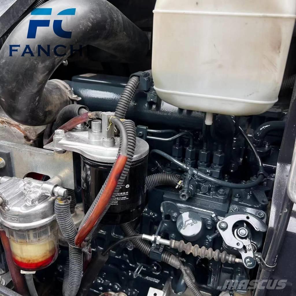 Kubota KX 155 Pásové rýpadlá