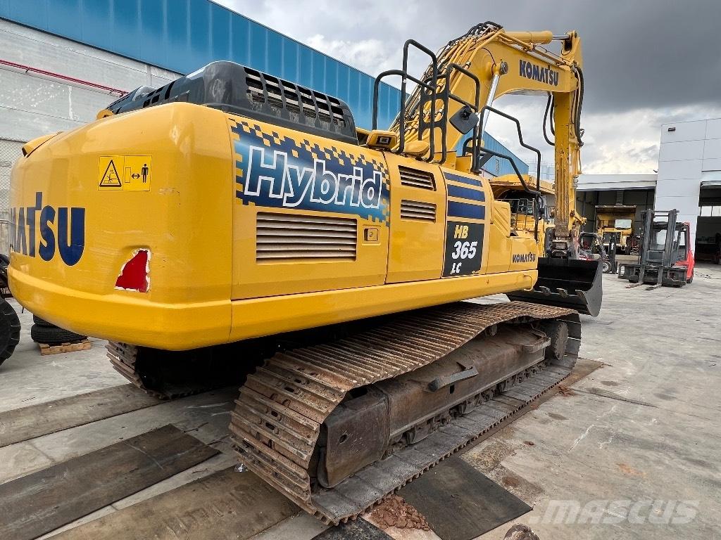 Komatsu HB365 LC-3 Pásové rýpadlá