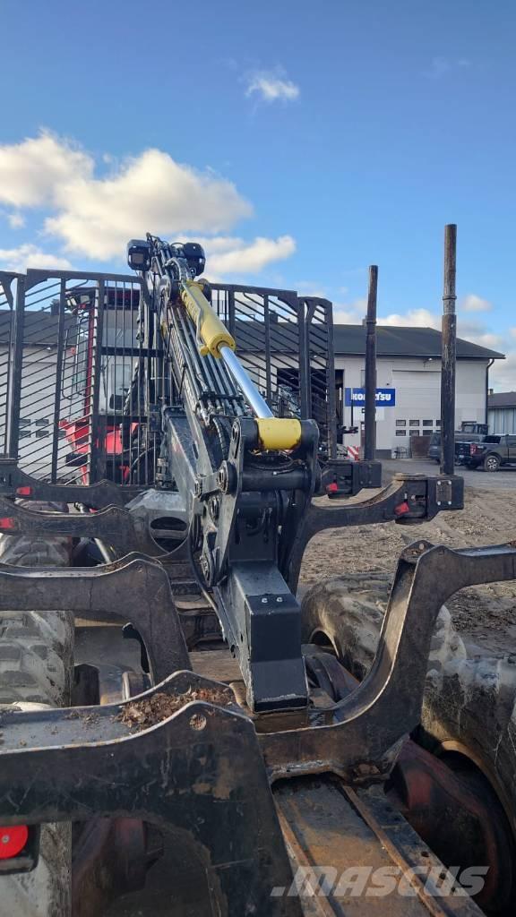 Komatsu 845 Lesné traktory