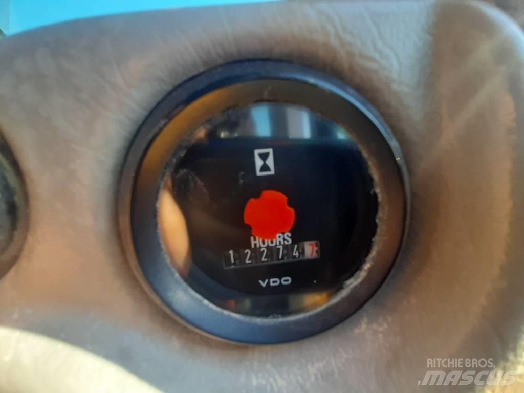 Volvo L 350 F Pneumatiky, kolesá a ráfiky